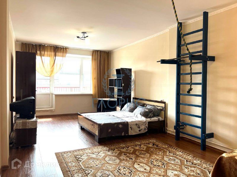 Продаётся 3-комнатная квартира, 92.9 м²