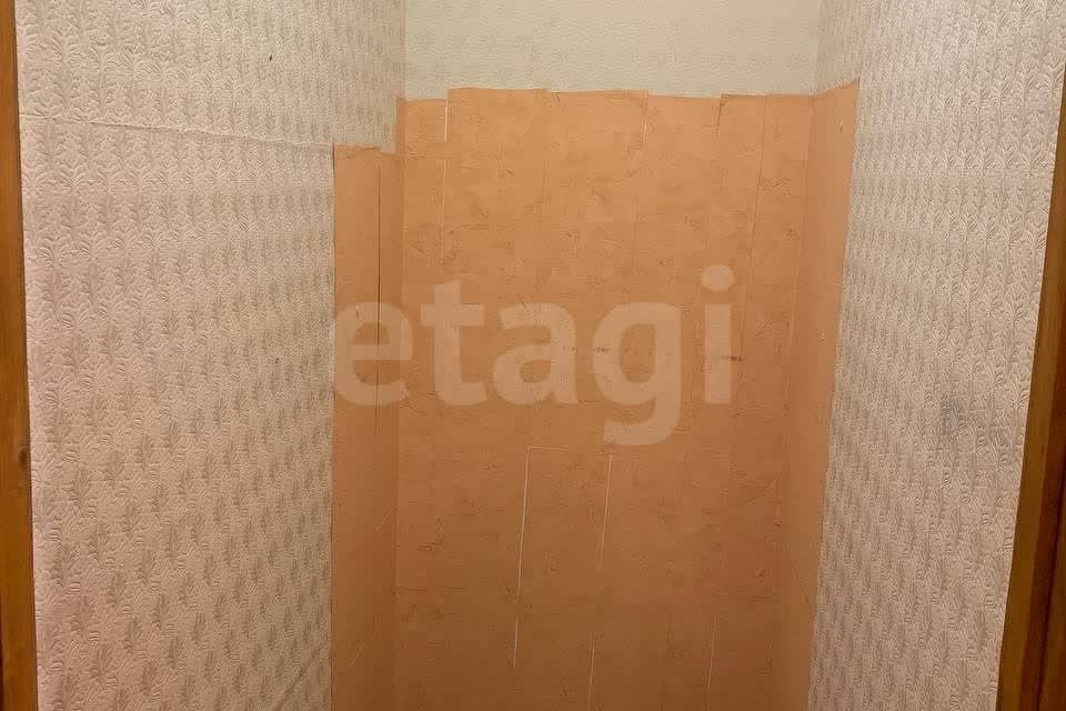 Продаётся 1-комнатная квартира, 41 м²