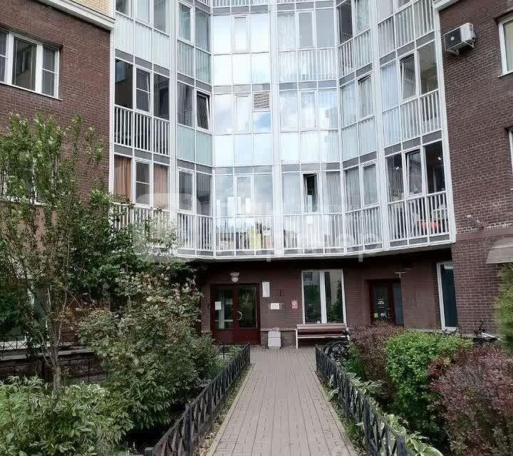 Продаётся 2-комнатная квартира, 63.1 м²