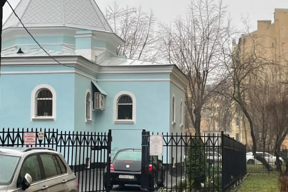 Продаётся 4-комнатная квартира, 98 м²