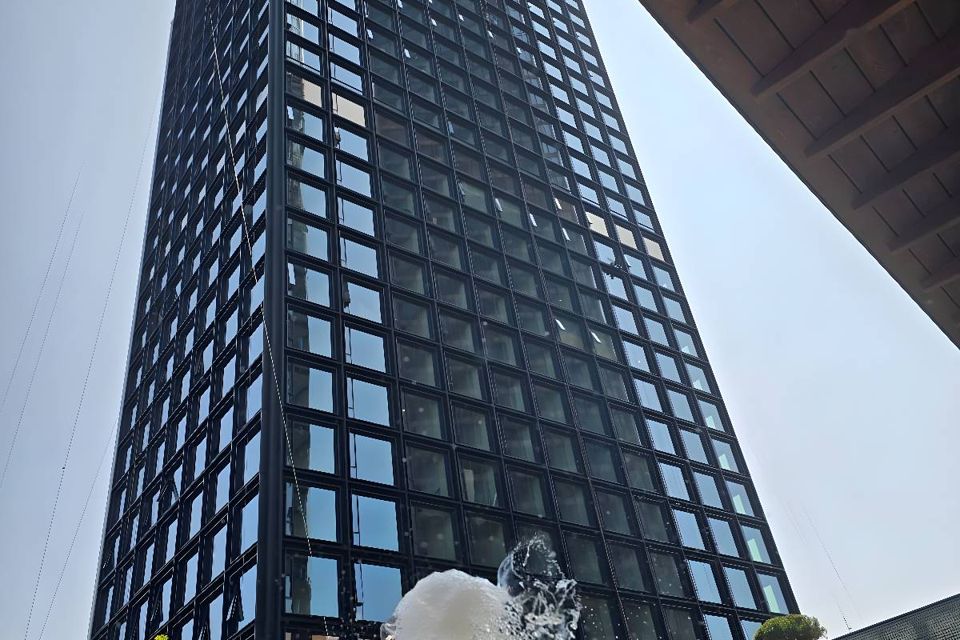 Продаётся 4-комнатная квартира, 150 м²