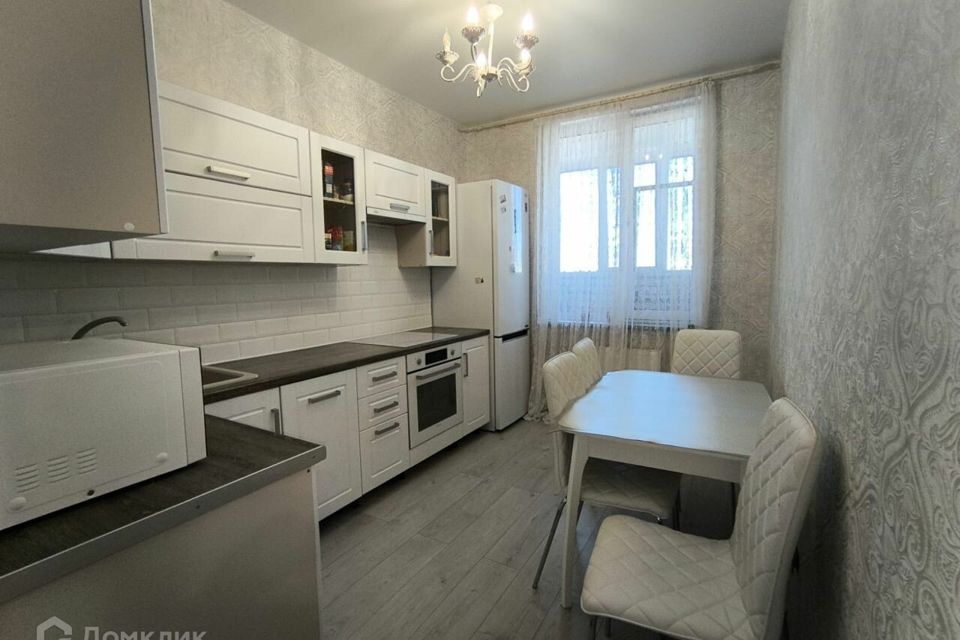 Продаётся 1-комнатная квартира, 37 м²