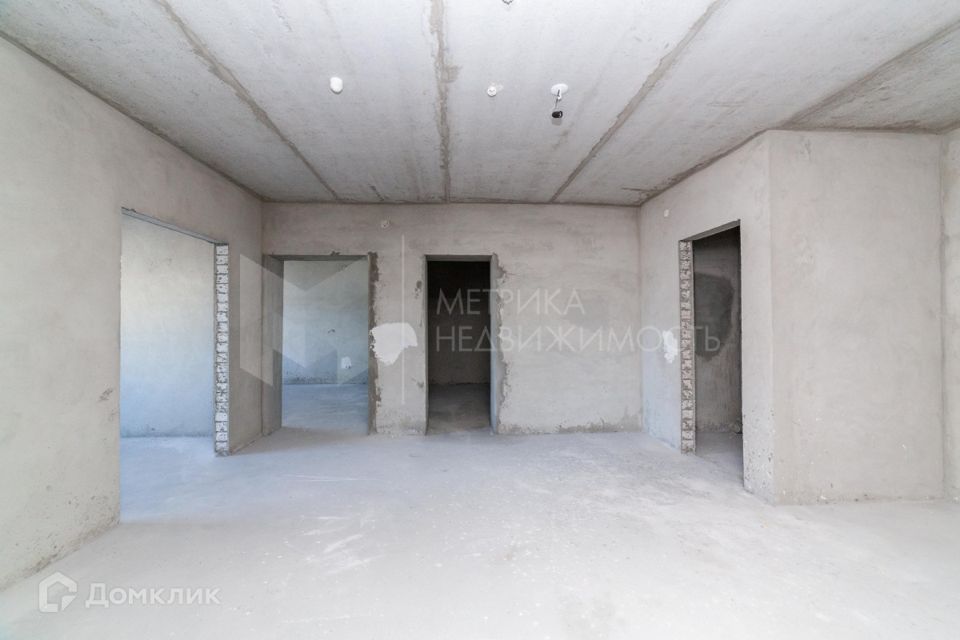 Продаётся 3-комнатная квартира, 127 м²