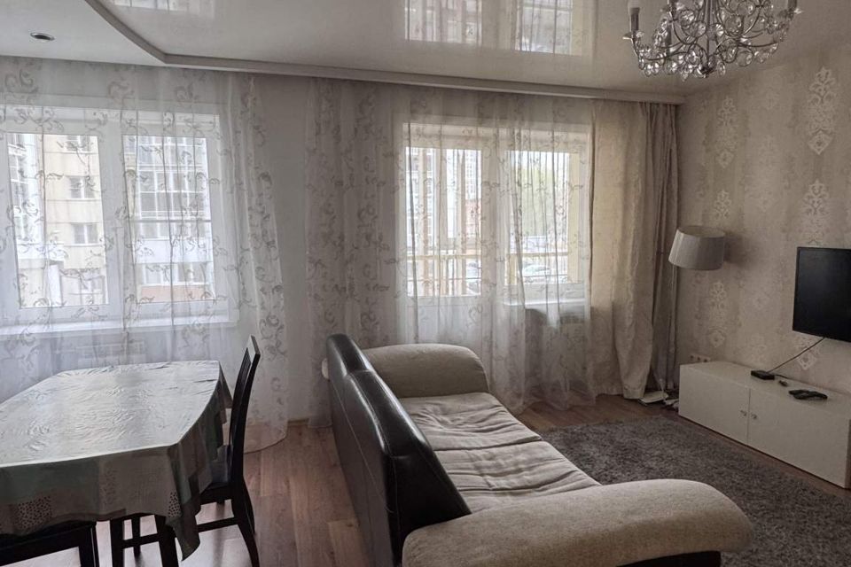 Сдаётся 2-комнатная квартира, 65 м²
