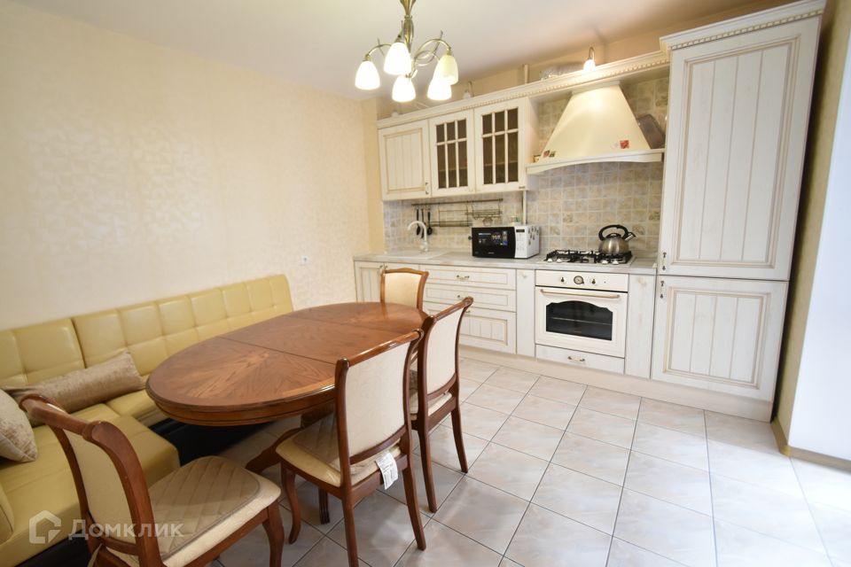 Сдаётся 1-комнатная квартира, 43 м²