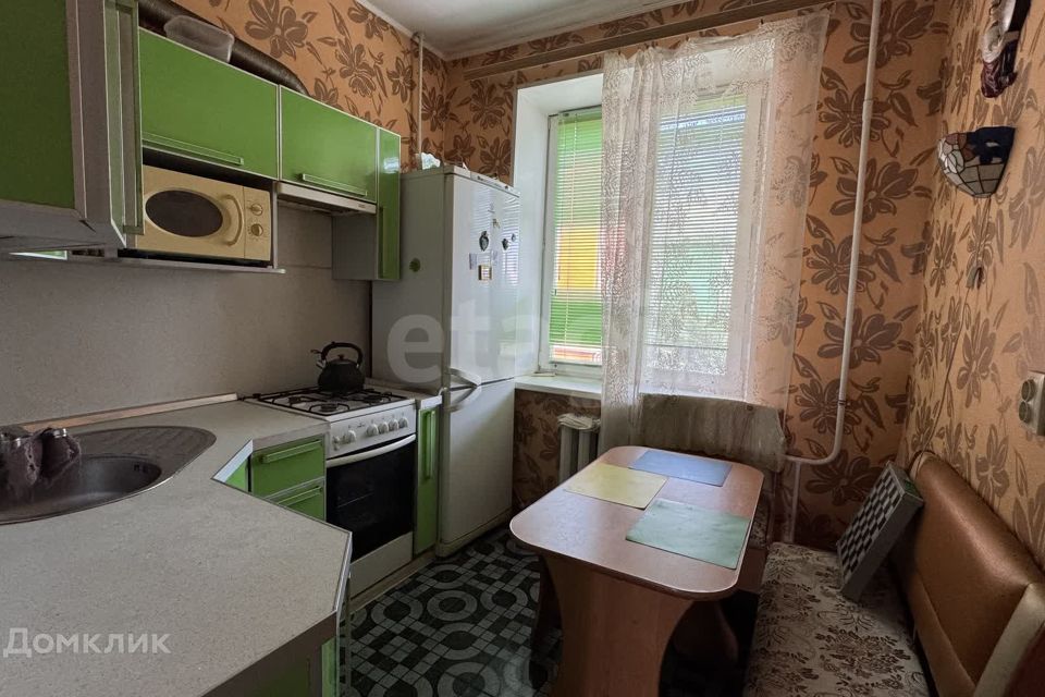 Продаётся 4-комнатная квартира, 75.5 м²