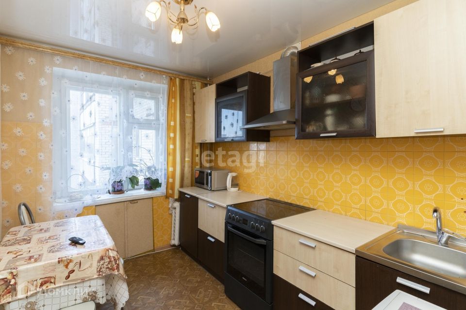 Продаётся 3-комнатная квартира, 61.7 м²