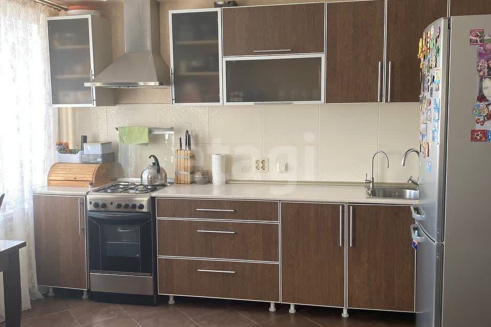 Продаётся 3-комнатная квартира, 57 м²