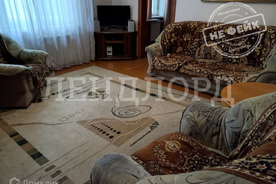 Сдаётся 2-комнатная квартира, 72.4 м²
