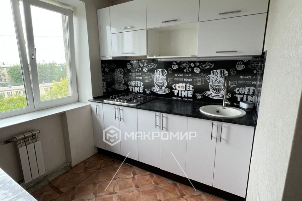 Продаётся 3-комнатная квартира, 52 м²