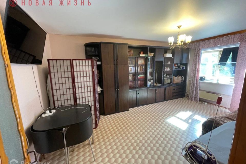 Продаётся 1-комнатная квартира, 37.5 м²
