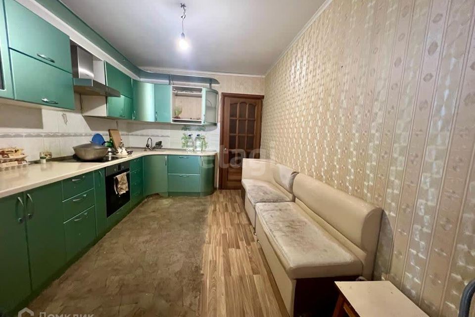 Продаётся 4-комнатная квартира, 124.6 м²