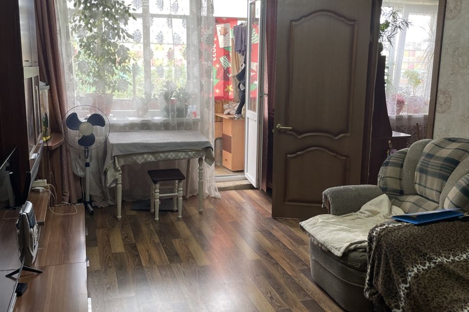 Продаётся 3-комнатная квартира, 58 м²