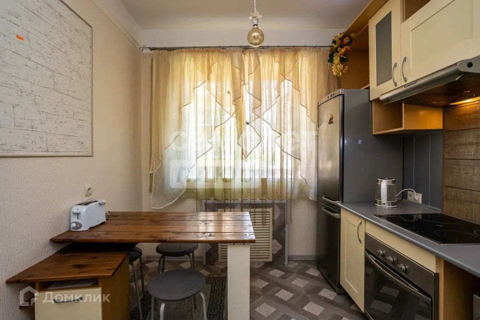 Продаётся 1-комнатная квартира, 35.8 м²