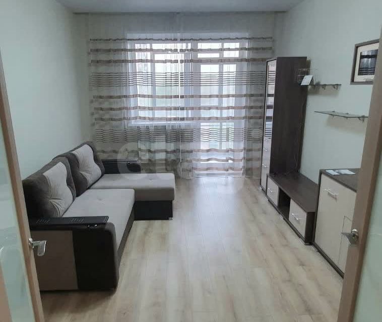 Продаётся 1-комнатная квартира, 42.6 м²