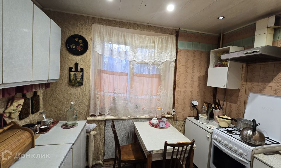 Продаётся 3-комнатная квартира, 63.7 м²