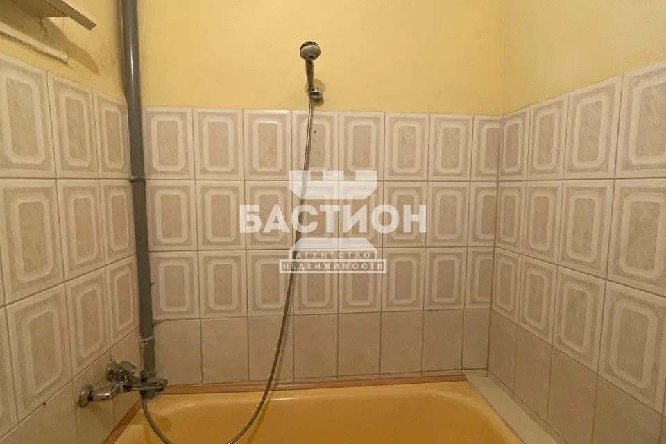 Продаётся 1-комнатная квартира, 46 м²