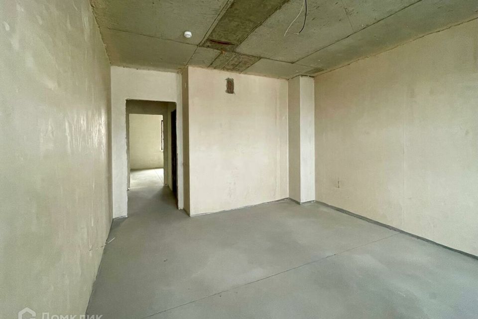 Продаётся 2-комнатная квартира, 82.5 м²