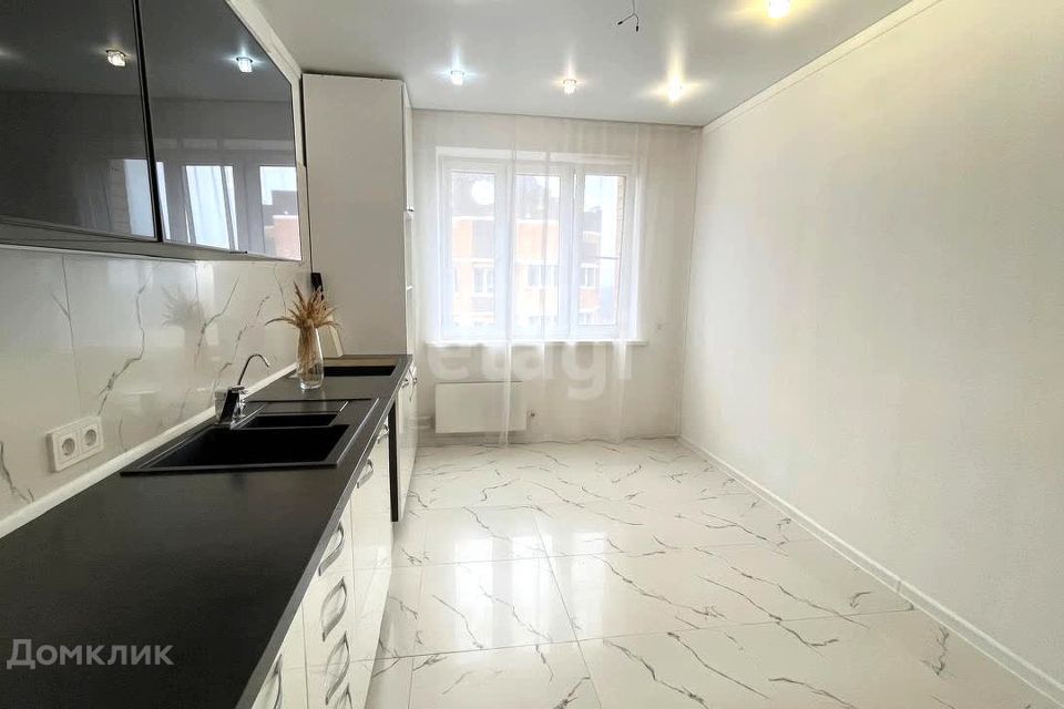Продаётся 3-комнатная квартира, 82 м²