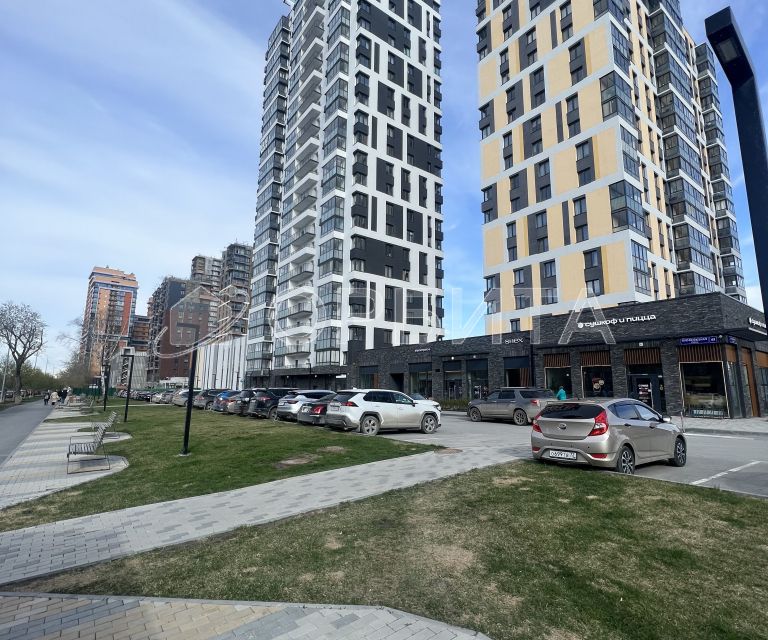 Продаётся 2-комнатная квартира, 56.3 м²