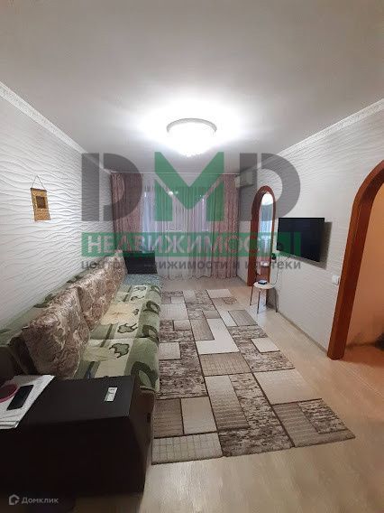 Продаётся 4-комнатная квартира, 62.2 м²