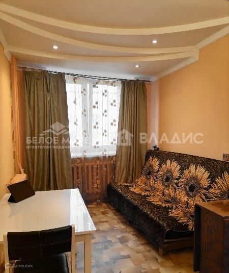 Продаётся 1-комнатная квартира, 50.4 м²