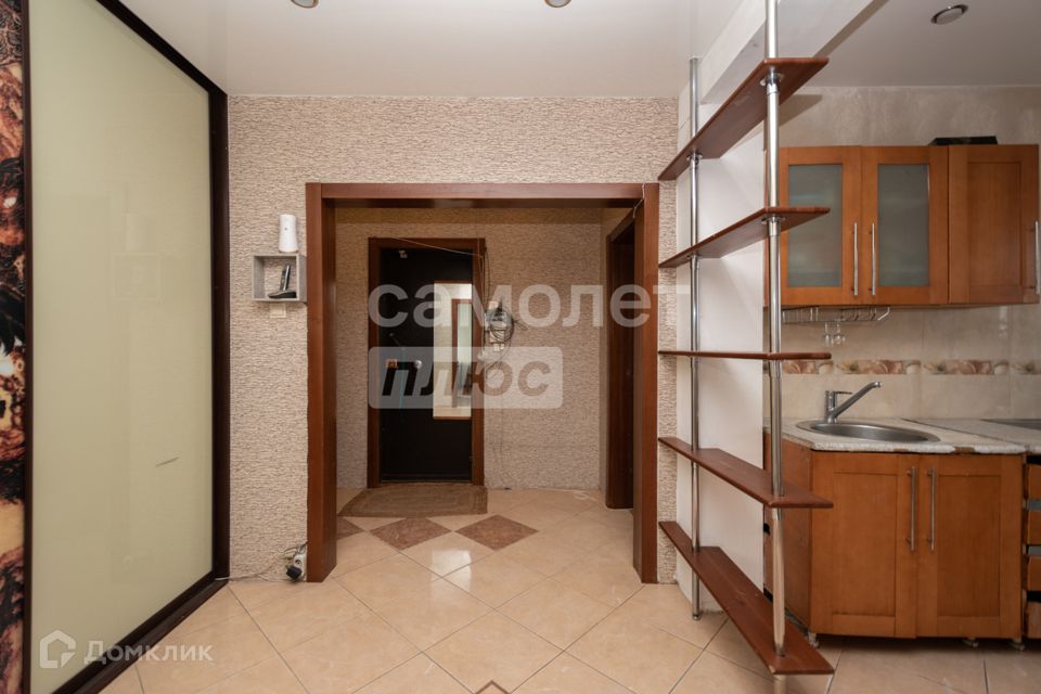 Продаётся 4-комнатная квартира, 72.9 м²