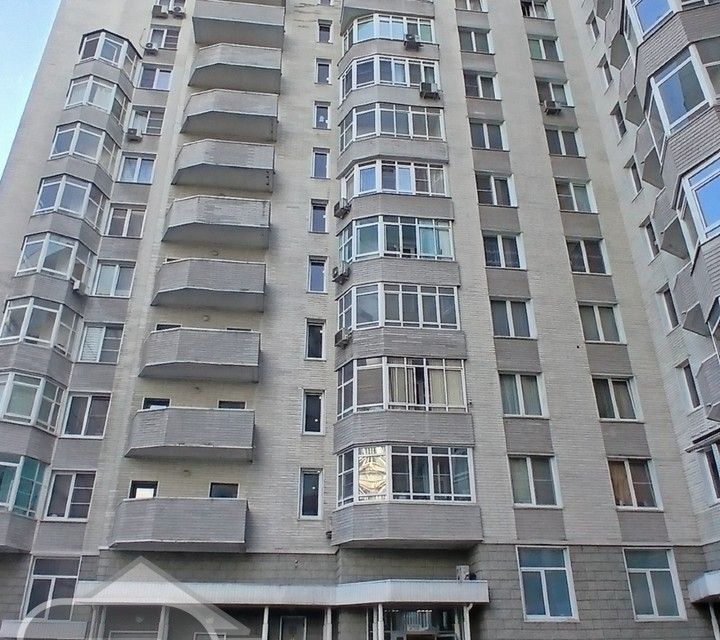 Продаётся 3-комнатная квартира, 112.9 м²