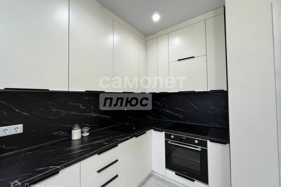 Продаётся 1-комнатная квартира, 39 м²