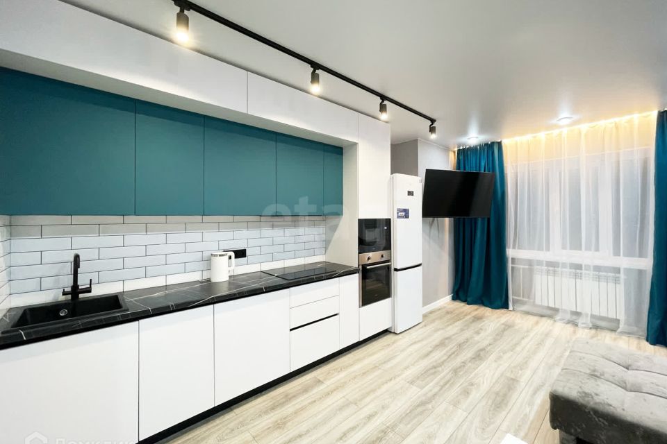 Продаётся 1-комнатная квартира, 43.3 м²