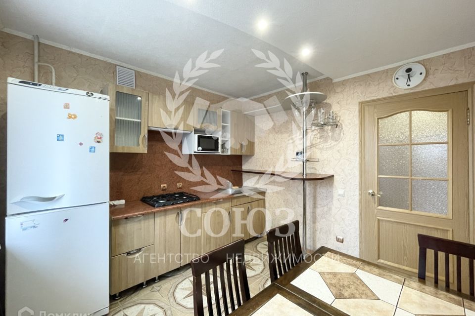 Продаётся 2-комнатная квартира, 62.6 м²