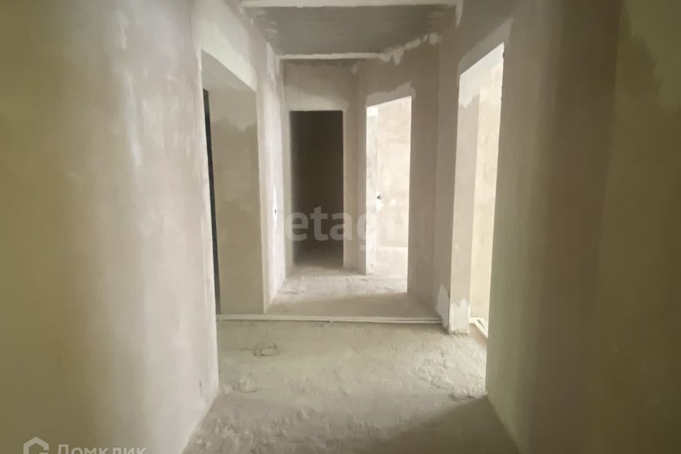 Продаётся 2-комнатная квартира, 77.3 м²