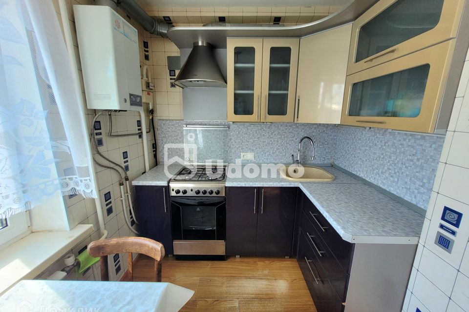 Продаётся 3-комнатная квартира, 59.3 м²