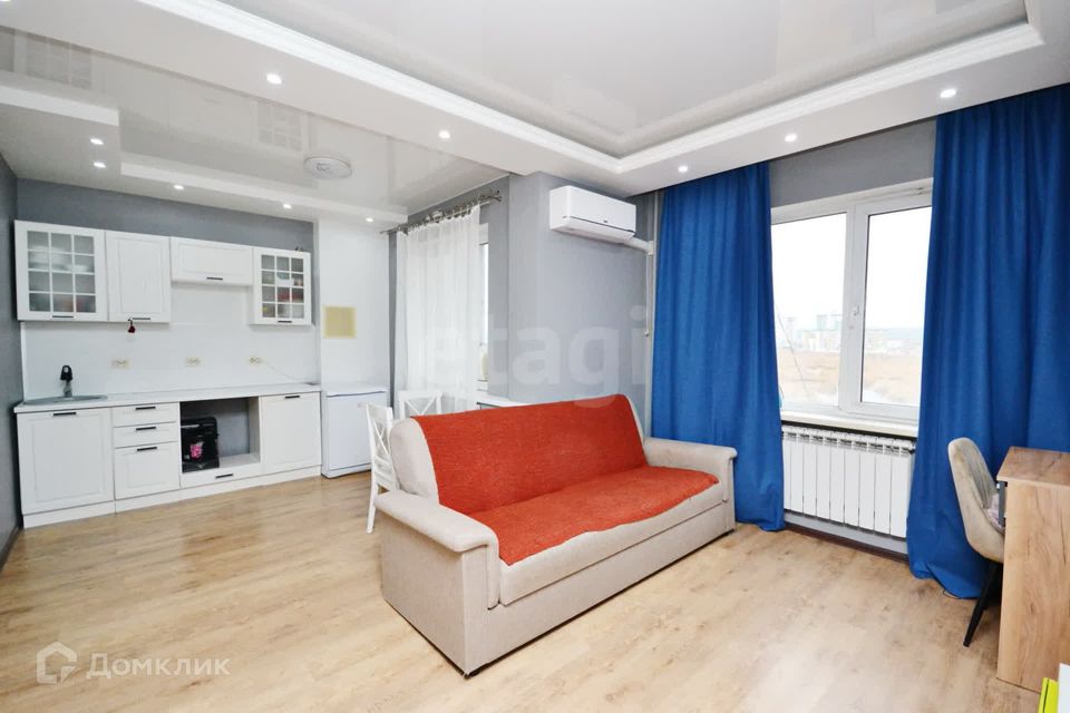 Продаётся 1-комнатная квартира, 43 м²