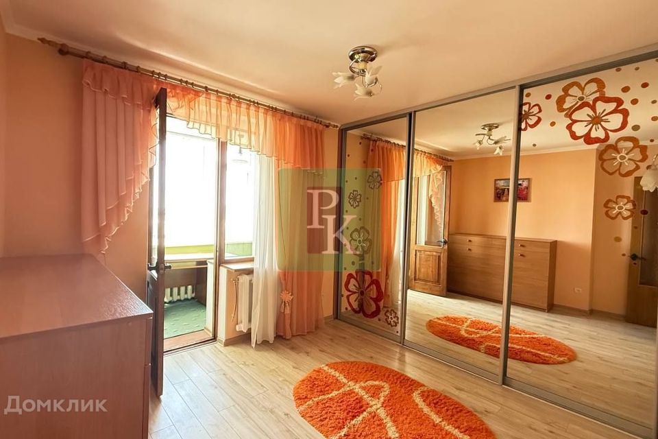 Продаётся 2-комнатная квартира, 57 м²