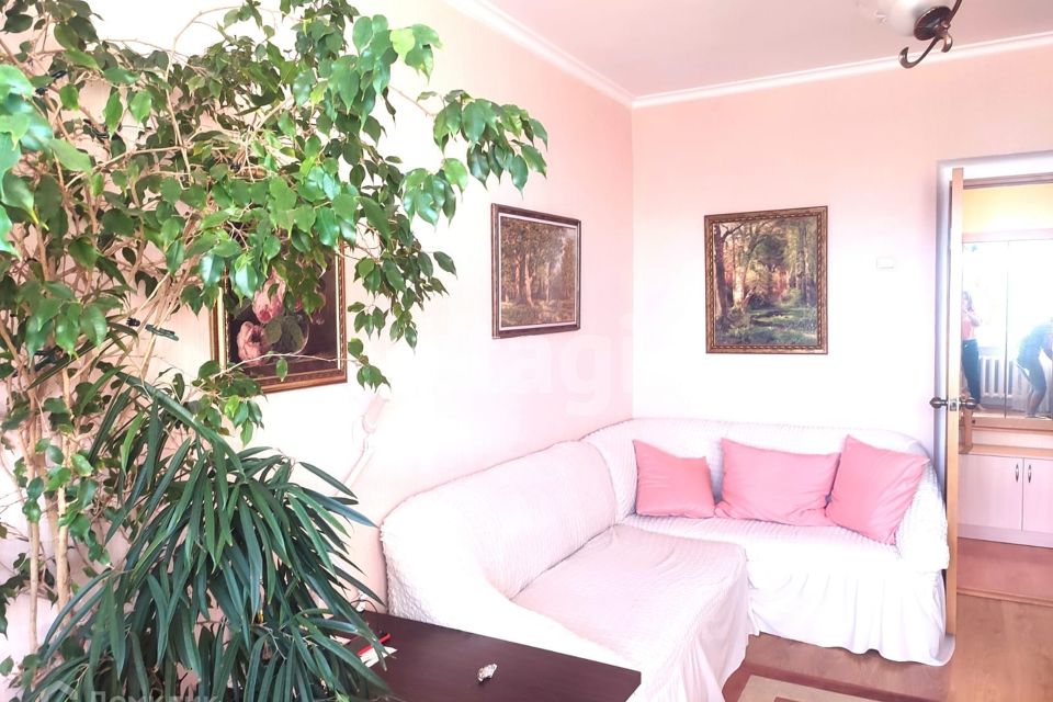 Продаётся 3-комнатная квартира, 69.4 м²