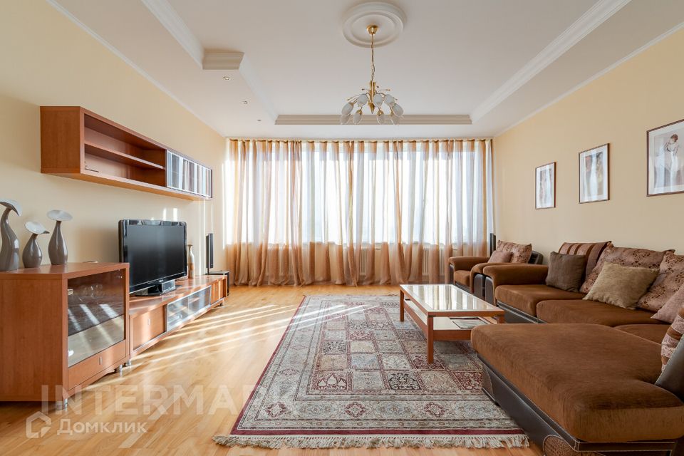 Сдаётся 3-комнатная квартира, 112 м²