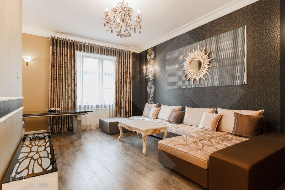 Сдаётся 3-комнатная квартира, 130 м²