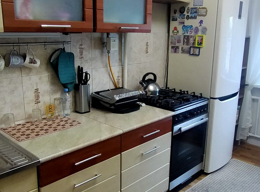 Продаётся 3-комнатная квартира, 64.9 м²