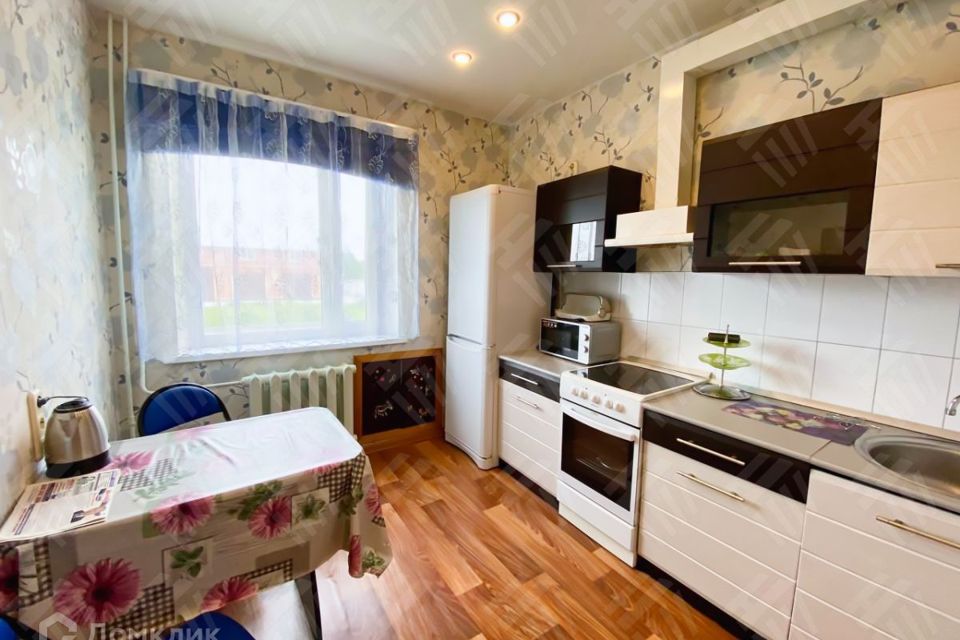 Сдаётся 1-комнатная квартира, 42 м²