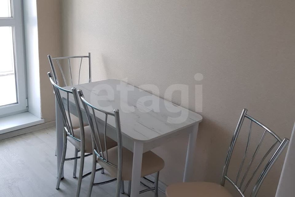 Продаётся 1-комнатная квартира, 39 м²
