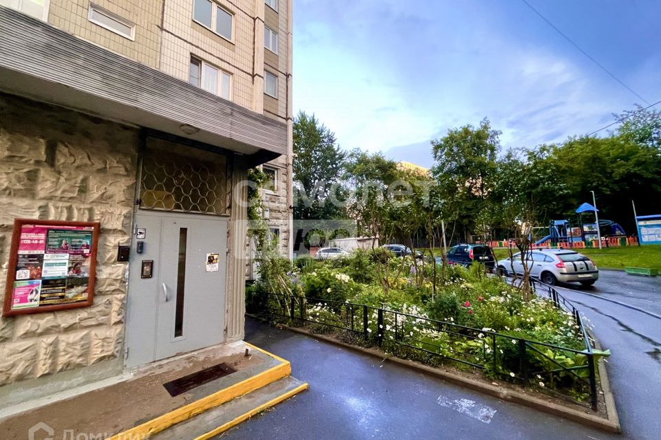 Продаётся 1-комнатная квартира, 38 м²