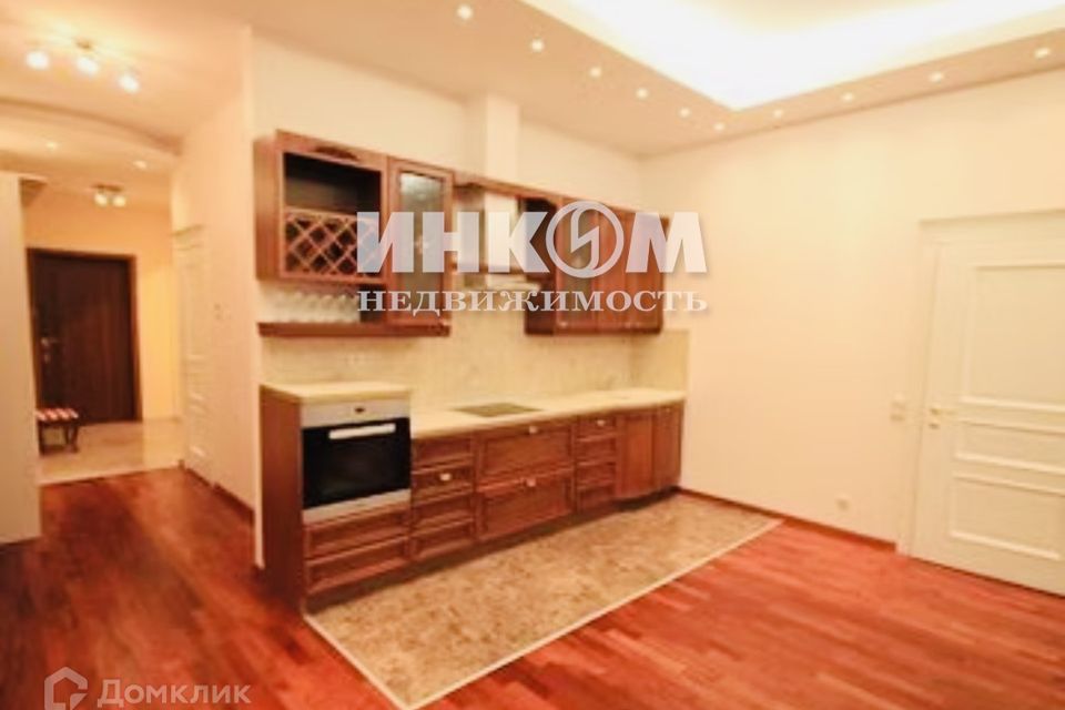Сдаётся 2-комнатная квартира, 75 м²