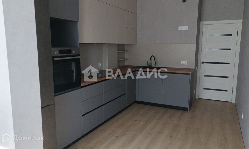 Продаётся 1-комнатная квартира, 48.3 м²