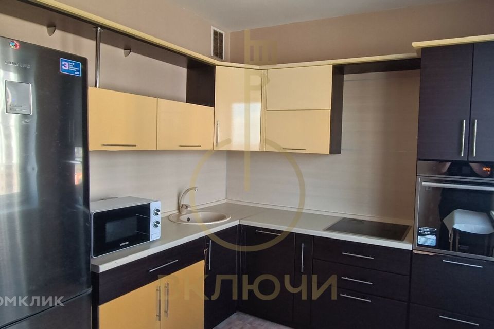 Продаётся 2-комнатная квартира, 55.8 м²