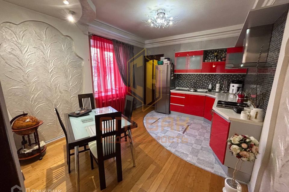 Продаётся 1-этажный дом, 120 м²