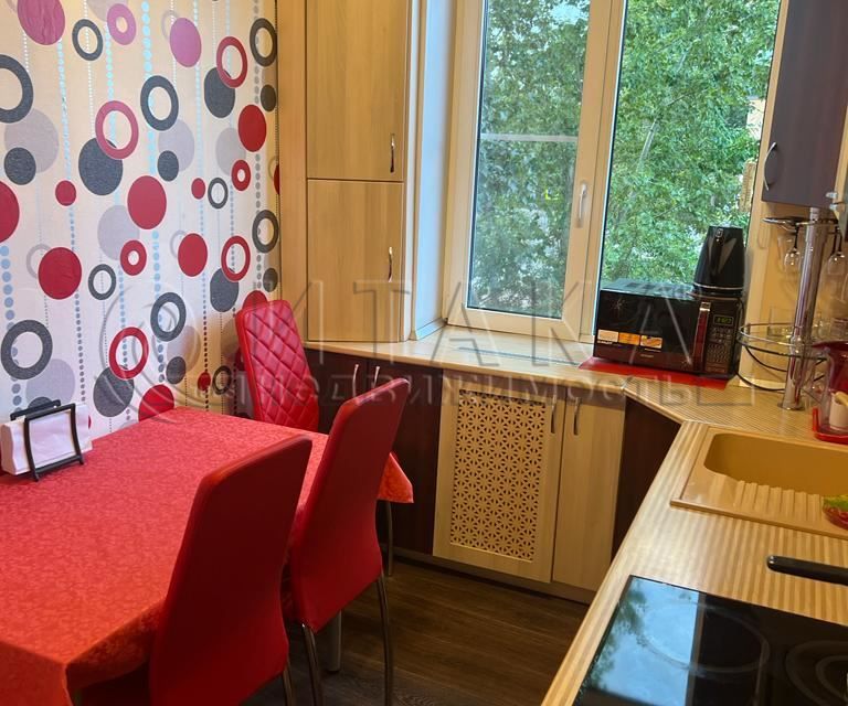 Продаётся 3-комнатная квартира, 58 м²