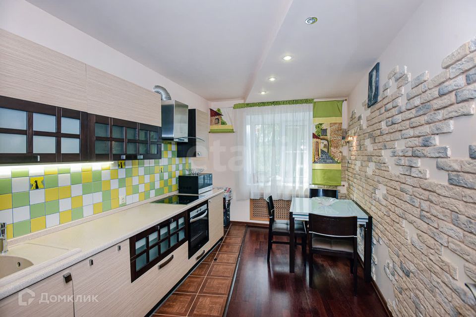 Продаётся 3-комнатная квартира, 87.2 м²