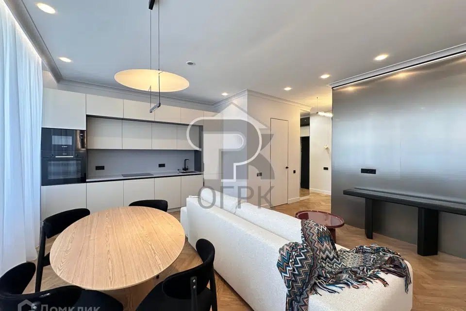 Продаётся 2-комнатная квартира, 66 м²