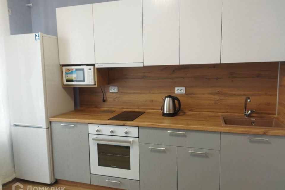 Сдаётся 1-комнатная квартира, 38 м²